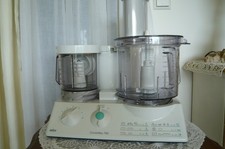 Braun CombiMax 750 Küchenmaschine mit viel Zubehör