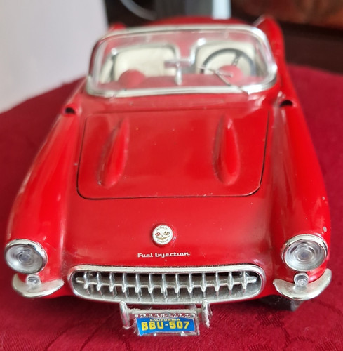 Bburago chevrolet corvette - chevrolet,