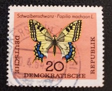 Briefmarke Motiv Tiere aus Sammlung Schmetterling DDR Schwalbenschwanz 20