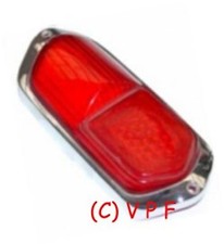 Rücklichtglas mit Chromrand