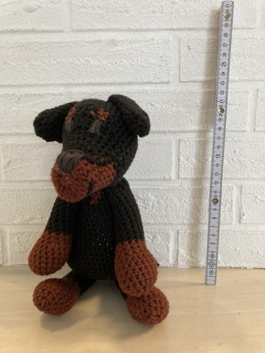 Gehäkelte figur hund - gehäkelte,