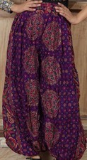 PURPLE FLORAL MANDALA PRINT