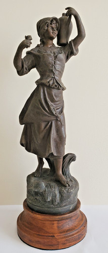 Alte frau mit wasserkrug - alte,