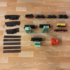 18 teiliges Märklin H0 Konvolut Zug Set 2920+8 Anhänger/Signal/Schienen