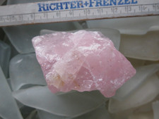 * Rosenquarz, Rohstein