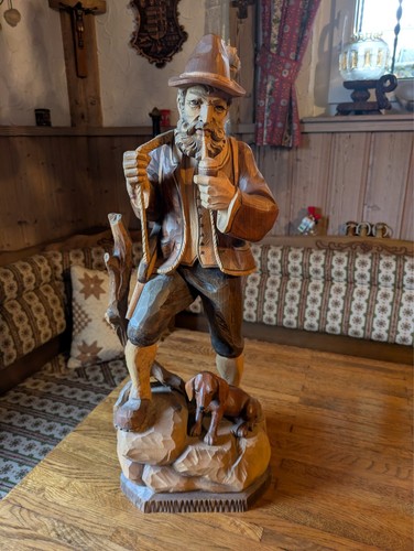 Holzfigur handgeschnitzt ernst - holzfigur,