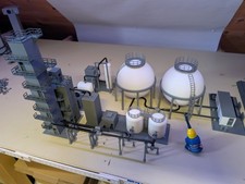 H0 HO 1:87 Gebäude Raffinerie