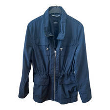 Taifun Damenjacke M Blau – Taillierbar – Funktional & Stylisch ?