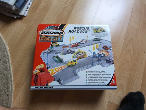 Matchbox hero city rescue - hero,