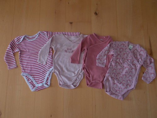 Teile babybekleidung - 34,
