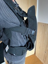 Babytrage ONE Baby Björn 3,5