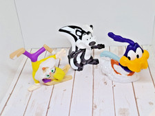 Mc Donalds McDonald´s Spielzeug 2020 Happy Pepe le Pew Road Runner Lola Bunny