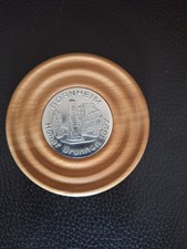 Abdeckung für Gläser und Krüge aus Holz / Frankfurt-Bornheim/ Hoher Brunnen 1827