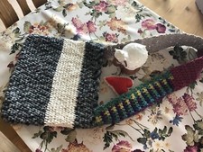 Häkel-Umhänge-Tasche im Hippie-Stil/Handarbeit vom Wol(l)kenschäfchen