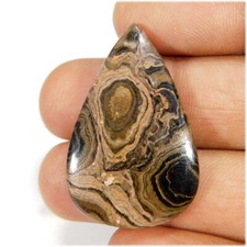 Natürlicher erstaunlicher Top