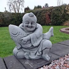 Steinfigur Buddha mit Koi