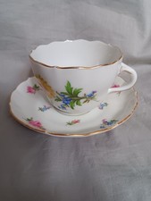 Meissen Knaufzeit Kaffeetasse Kaffeegedeck neuer Ausschnitt Blüten Streublümchen