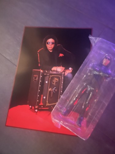 Kiss gene simmons - gene, the