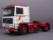 1/18 Road Kings Volvo F1220 -