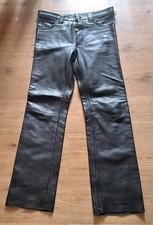 Lederhose schwarz mit weißem