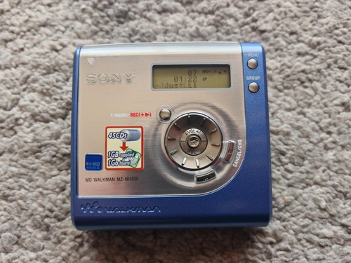 Sony nh700 with box - with, +