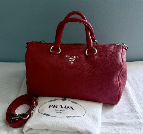 Prada bowler lipstick rot - lipstick,