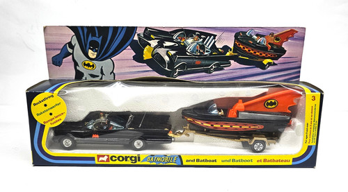 Corgi gift set batmobile - 3,
