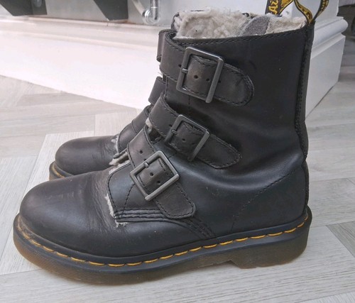 Martens billie strap boots - strap,