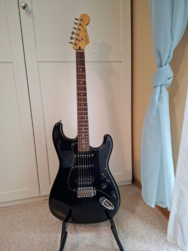 Squier stratocaster 336 - squier,