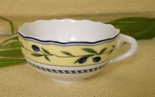 HUTSCHENREUTHER MEDLEY - 1 Teetasse nieder