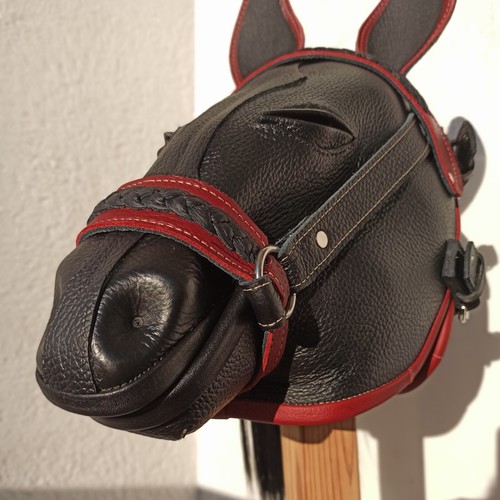 Ledermaske schwarz rot - ledermaske,, schwarz-rot