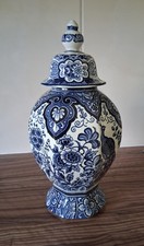 Delfter Vase mit Deckel Royal