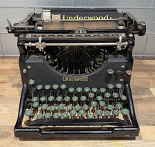Underwood 5 Schreibmaschine
