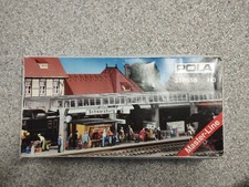 POLA H0 310656 Bahnhof Master