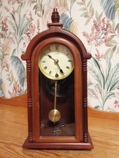 Kleine Standuhr Buffetuhr