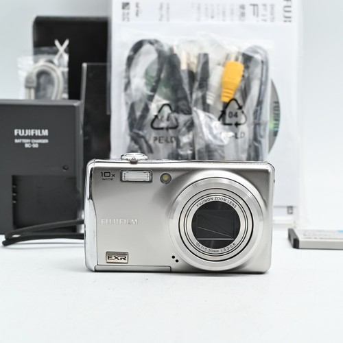 Fujifilm finepix f100fd fuji - fujifilm,