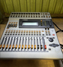 YAMAHA O1V DIGITAL MISCHPULT