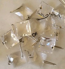 80Stk Kristallglas Quadrate 1,8cm 2 Löcher Kronleuchterbehang