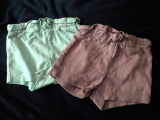 2 Kurze Hosen  Lindgrün und