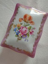 Kleine Schatulle Porzellan