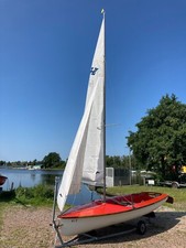 470 iger Segeljolle mit Slipwagen Trailer Combi