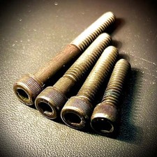 UNC 10/24 Zylinderschraube mit