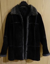 Winter schwarze Leder-Jacke