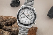 Omega Speedmaster Racing