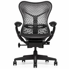 Herman Miller • Mirra 1 •