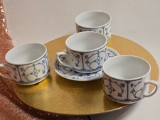 4 Kaffeetassen mit 1