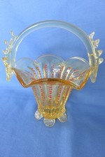 Alte Glas Vase Henkelvase Handarbeit Mundgeblasen  und Handbemalt