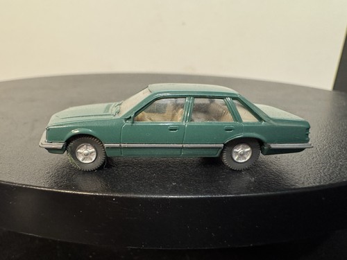Wiking 10082 opel senator - wiking,