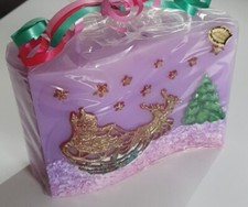 Wunderschöne 2-Docht-Kerze * Weihnachten ? Lila*Rentierschlitten* Doppelwelle 