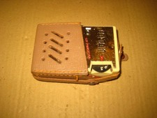 3)     Captain - Taschenradio